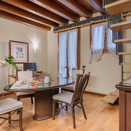 Palazzo Brando - Living Apartments Treviso Eksteriør billede