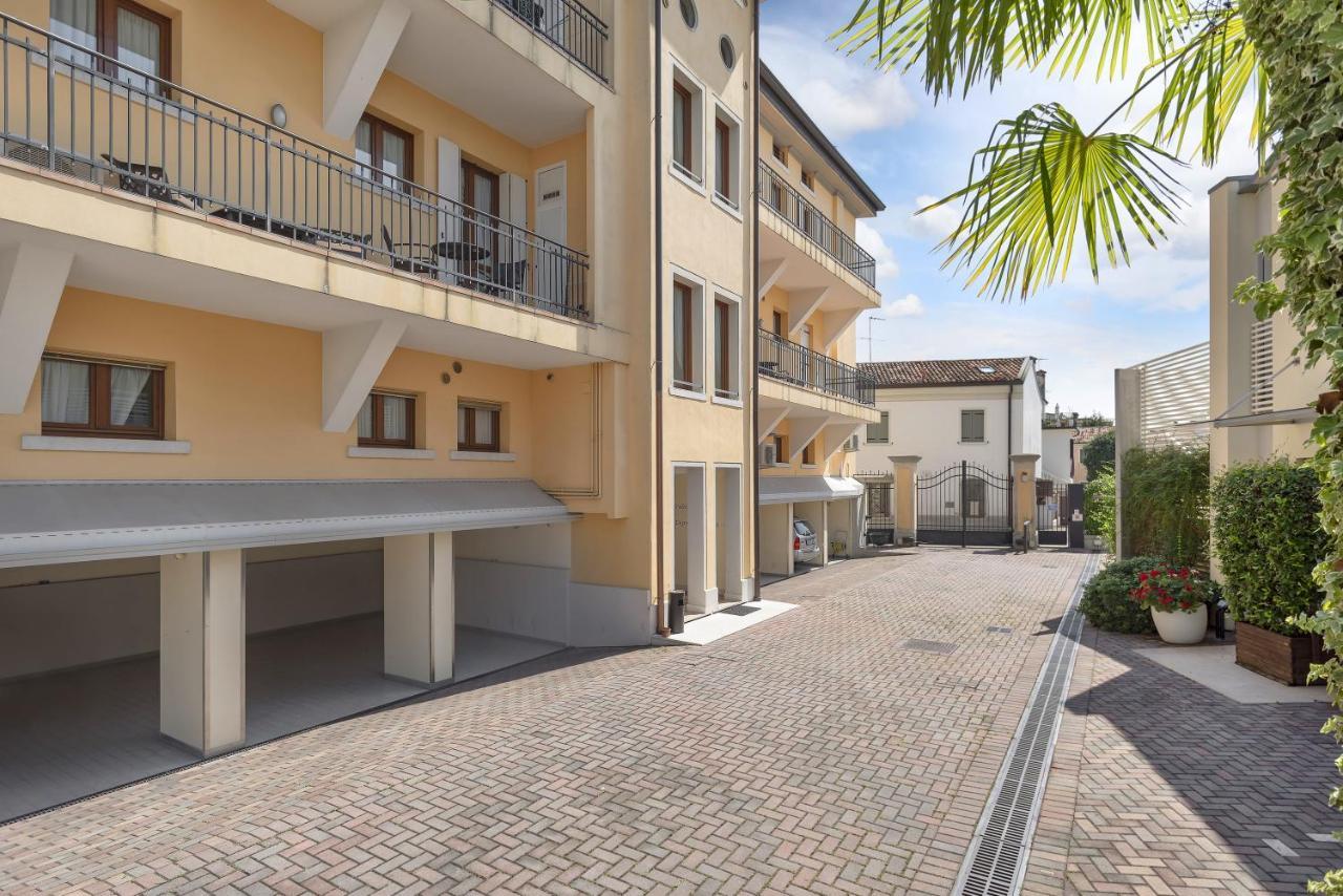 Palazzo Brando - Living Apartments Treviso Eksteriør billede