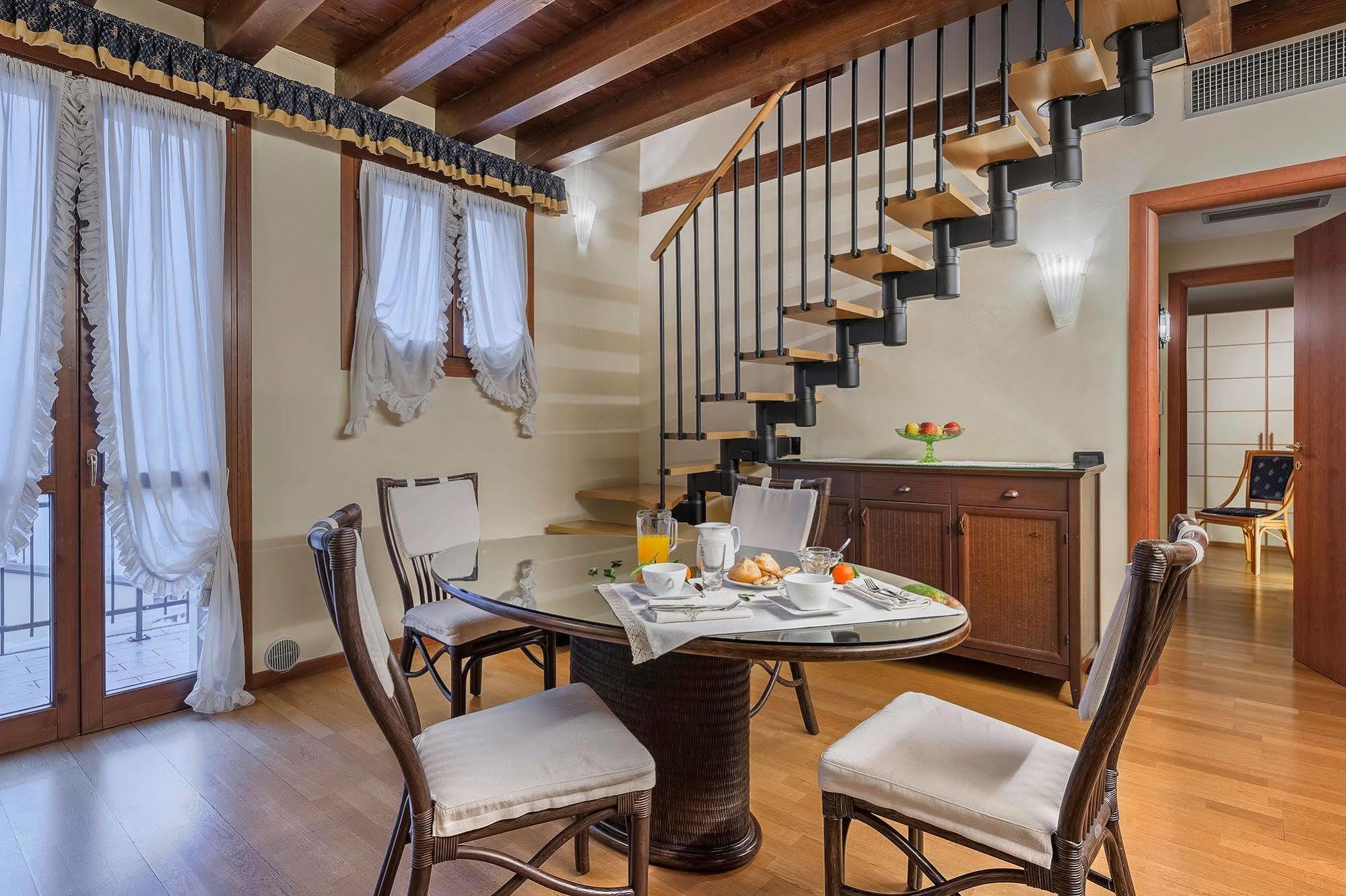 Palazzo Brando - Living Apartments Treviso Eksteriør billede